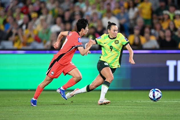 March 8, 2026, Sydney, Nsw, Australia: KIM HYERI (L) in action against CAITLIN FOORD (R) during AFC Womens Asian Cup 2026 at Stadium Australia on March 08 2026 in Sydney,Australia Korea Republic 3 - 3 Australia Sydney Australia - ZUMAr188 20260308_zip_r188_009 Copyright: xDanishxRavix