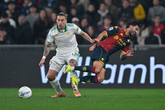 K?nstantinos Tsimikas (AS Roma) - Mikael Ellertsson (Genoa CFC) during Genoa CFC vs AS Roma, Italian soccer Serie A match in Genoa, Italy, March 08 2026  Copyright: xDaniloxVigo IPAxSportx xipa-agency.netx xx IPA_72594465 IPA_Agency_IPA72594465