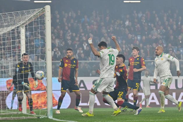 Obite Evan N dicka (AS Roma) goal 1-1 during Genoa CFC vs AS Roma, Italian soccer Serie A match in Genoa, Italy, March 08 2026  Copyright: xDaniloxVigo IPAxSportx xipa-agency.netx xx IPA_72594513 IPA_Agency_IPA72594513