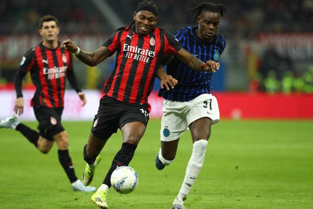 March 8, 2026, Milan, Lombary, Italy: RAFAEL LEAO 10 of AC Milan and YANN BISSECK 31 of Inter fight for the ball on Matchday 28 of 38 of the Serie A 2025 26 between AC MILAN and INTER FC at the San Siro Stadium in Milan, Italy. Milan Italy - ZUMAc179 20260308_zep_c179_053 Copyright: xMickaelxChavetx