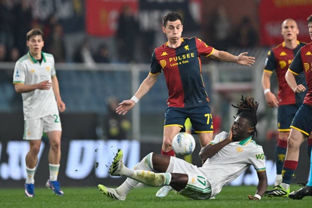 Patrizio Masini (Genoa CFC) - Kouadio Emmanuel Boris Kone (AS Roma) during Genoa CFC vs AS Roma, Italian soccer Serie A match in Genoa, Italy, March 08 2026  Copyright: xDaniloxVigo IPAxSportx xipa-agency.netx xx IPA_72596204 IPA_Agency_IPA72596204