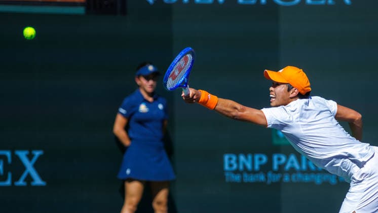 March 8, 2026: Learner Tien (USA) in action against Ben Shelton (USA) during their round 3 match at the BNP Paribas Open on March 8, 2026, held at the Indian Wells Tennis Garden in Indian Wells, California. Indian Wells USA - ZUMAc04_ 20260308_zma_c04_161 Copyright: xMalxTaamx