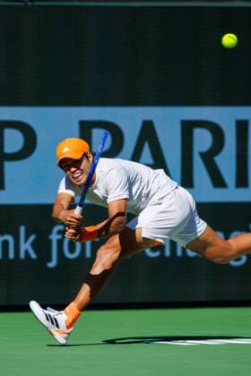 March 8, 2026: Learner Tien (USA) in action against Ben Shelton (USA) during their round 3 match at the BNP Paribas Open on March 8, 2026, held at the Indian Wells Tennis Garden in Indian Wells, California. Indian Wells USA - ZUMAc04_ 20260308_zma_c04_163 Copyright: xMalxTaamx