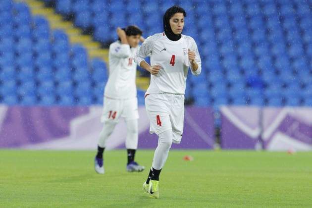 GOLD COAST, AUSTRALIA - MARCH 08 Melika Motevalli (4 IR Iran) in action during the warm-up routine before the Womens Asian Cup match between Islamic Republic of Iran and Philippines at the Gold Coast Stadium on March 08 2026 in Gold Coast, Australia Copyright: xMatthewxStarlingx xSPPx Sportspressphoto_SPR106242