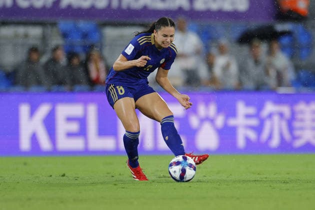 GOLD COAST, AUSTRALIA - MARCH 08 Sara Eggesvik (8 Philippines) passes the ball during the Womens Asian Cup match between Islamic Republic of Iran and Philippines at the Gold Coast Stadium on March 08 2026 in Gold Coast, Australia Copyright: xMatthewxStarlingx xSPPx Sportspressphoto_SPR106260