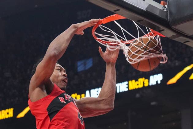 March 8, 2026, Toronto, On, CAN: Toronto Raptors Scottie Barnes (4) scores during first half NBA, Basketball Herren, USA basketball action against the Dallas Mavericks, in Toronto on Sunday, March 8, 2025. Scottie Barnes  - ZUMAc35_ 20260308_zaf_c35_110 Copyright: xChrisxYoungx