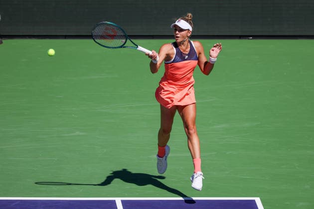 INDIAN WELLS, CA - MARCH 08: Jaqueline Cristian (ROU) hits a forehand during the BNP Paribas Open on March 8, 2026 at Indian Wells Tennis Garden in Indian Wells, CA. (Photo by George Walker Icon Sportswire) TENNIS: MAR 08 BNP Paribas Open EDITORIAL USE ONLY Icon260308089
