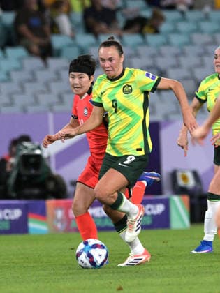 March 8, 2026, Sydney, Australia: Caitlin Foord (R) of Australia women football team and Ji So-Yun (L) of Republic of Korea women football team seen in action during the AFC Women s Asian Cup Group A match between Australia and Republic of Korea held at the Stadium Australia. Final score Australia 3:3 Republic of Korea. Australia Vs Republic Of Korea In Sydney - 08 Mar 2026  - ZUMAs197 20260308_aaa_s197_313 Copyright: xLuisxVeniegrax