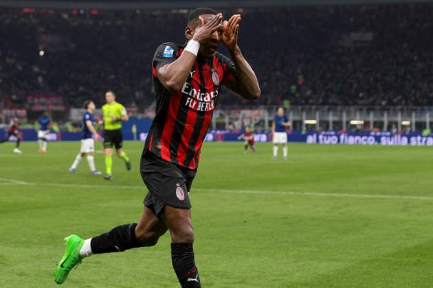 AC Milan vs FC Inter Italy, Milan, 2026 03 08: Pervis Estupinan (AC Milan) shots and scores and celebrates with teammates the 1-0 goal at 35 during soccer game AC Milan vs FC Inter, Lega Calcio Serie A Enilive 2025-2026 day 28 at San Siro Stadium Milan Lombardy Italy Copyright: xFabrizioxAndreaxBertanix