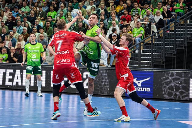 08 03 2026, xovx, Handball Daikin Handball Bundesliga, HSG Wetzlar MT Melsungen f l Justin Müller HSG Wetzlar , David Mandic MT Melsungen , Ahmet Nafea HSG Wetzlar , Timo Kastening MT Melsungen Wetzlar Buderus Arena Hessen Germany EN