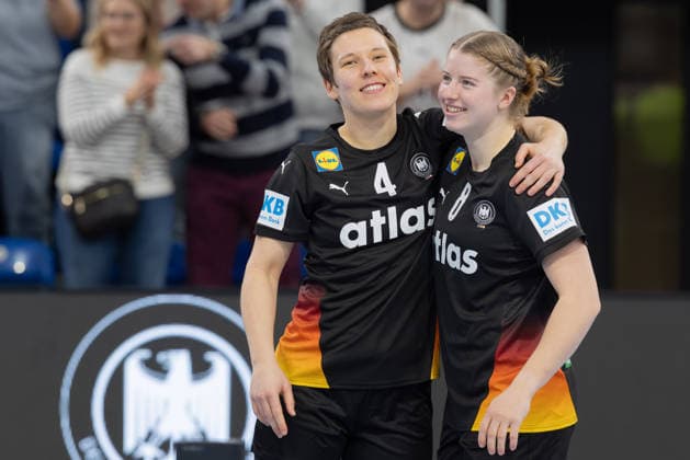 Germany Slovenia, European Womens Handball Championship Qualifier Alina Grijseels Germany, 4 and Nina Engel Germany, 8 European Womens Handball Championship Qualifier between Germany and Slovenia on March 8 at the SNP dome Heidelberg , Heidelberg Baden Württemberg Germany SNP dome