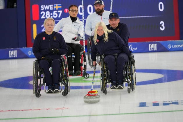 VAL DI FIEMME, ITALY 20260309 Sabina Johansson, Kristina Ulander and Viljo Petersson Dahl during Monday s mixed curling match between Sweden and the USA in the Paralympics at Cortina Curling Olympic Stadium. *** The image is included in the SPORTS PACKAGE. For others PAY IMAGE *** VAL DI FIEMME ITALY x10050x *** VAL DI FIEMME, ITALY 20260309 Sabina Johansson, Kristina Ulander and Viljo Petersson Dahl during Monday s mixed curling match between Sweden and the USA in the Paralympics at Cortina Curling Olympic Stadium The image is included in the SPORTS PACKAGE For others PAY IMAGE VAL DI FIEMME ITALY x10050x  Copyright: xMagnusxLejhall ParasportxSverigex TTx PARALYMPICS 2026 CURLING