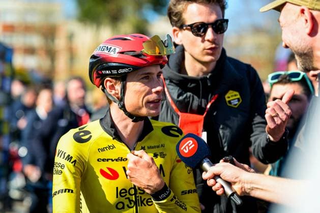 Danish Jonas Vingegaard of Team Visma-Lease a Bike pictured at the start of the second stage of 84th edition of the Paris-Nice cycling race, 187 km from Epone to Montargis, Monday 09 March 2026. DAVIDxPINTENS  x166944367x