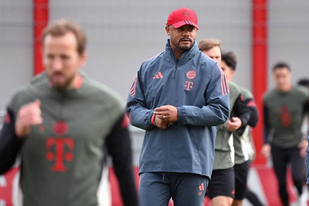 Coach Vincent KOMPANY Bayern Muenchen , front Harry KANE Bayern Muenchen final training on 09 03 2026 Soccer Champions League,season 2025 26, round of 16 Atalanta Bergamo FC Bayern Muenchen on 10 03 2026