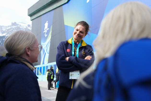 260309 Crown princess Victoria of Sweden talk to athletes Kristina Ulander and Sabina Johansson of Sweden after a wheelchair curling mixed round robin session between Sweden and USA during day 3 of the Milano Cortina 2026 Winter Paralympic Games on March 9, 2026 in Cortina. Photo: Magnus Lejhall Swedish Parasport Federation BILDBYRAN kod XY XY0101 wheelchair curling rullstolscurling paralympic games paralympics paralympiska spel paralympiske leker vinter-paralympics winter paralympics milano cortina 2026 milano cortina 2026 winter paralympic games 3 sweden sverige *** 260309 Crown princess Victoria of Sweden talk to athletes Kristina Ulander and Sabina Johansson of Sweden after a wheelchair curling mixed round robin session between Sweden and USA during day 3 of the Milano Cortina 2026 Winter Paralympic Games on March 9, 2026 in Cortina Photo Magnus Lejhall Swedish Parasport Federation BILDBYRAN code XY XY0101 wheelchair curling wheelchair curling paralympic games paralympiska spel paralympiske leker vinter paralympics winter paralympics milano cortina 2026 milano cortina 2026 winter paralympic games 3 sweden sverige  Copyright: MAGNUSxLEJHALL BB260309BB955