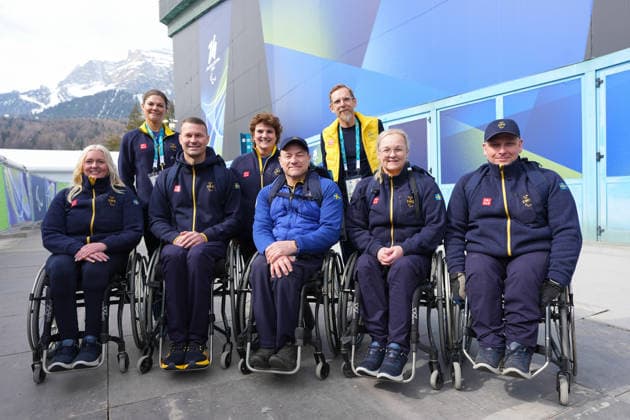 260309 Crown princess Victoria of Sweden, Jakob Forssmed, Swedish Minister for Social Affairs and Public Health, with athletes Kristina Ulander, Viljo Petersson Dahl, Ronny Persson, Sabina Johansson and Marcus Holm of Sweden after a wheelchair curling mixed round robin session between Sweden and USA during day 3 of the Milano Cortina 2026 Winter Paralympic Games on March 9, 2026 in Cortina. Photo: Magnus Lejhall Swedish Parasport Federation BILDBYRAN kod XY XY0101 wheelchair curling rullstolscurling paralympic games paralympics paralympiska spel paralympiske leker vinter-paralympics winter paralympics milano cortina 2026 milano cortina 2026 winter paralympic games 3 sweden sverige *** 260309 Crown princess Victoria of Sweden, Jakob Forssmed, Swedish Minister for Social Affairs and Public Health, with athletes Kristina Ulander, Viljo Petersson Dahl, Ronny Persson, Sabina Johansson and Marcus Holm of Sweden after a wheelchair curling mixed round robin session between Sweden and USA during day 3 of the Milano Cortina 2026 Winter Paralympic Games on March 9, 2026 in Cortina Photo Magnus Lejhall Swedish Parasport Federation BILDBYRAN code XY XY0101 wheelchair curling wheelchair curling paralympic games paralympiska spel paralympiske leker vinter paralympics winter paralympics milano cortina 2026 milano cortina 2026 winter paralympic games 3 sweden sverige  Copyright: MAGNUSxLEJHALL BB260309BB958