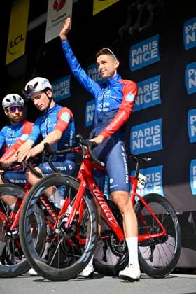 Paris Nice 2026 Stage 2 MONTARGIS, FRANCE - MARCH 09 : Molard Rudy (FRA) of Groupama - FDJ United on stage before the start of the race during stage 2 of the 84th edition of Paris - Nice an UCI World Tour 2.UWT cycling road race stage for Men Elite of 187 km with start in Epone and finish in Montargis on March 9, 2026 in Montargis, France, 09 03 2026 ( Motordriver Guy De Vuyst - Montargis France  Copyright: xNicoxVereeckenx