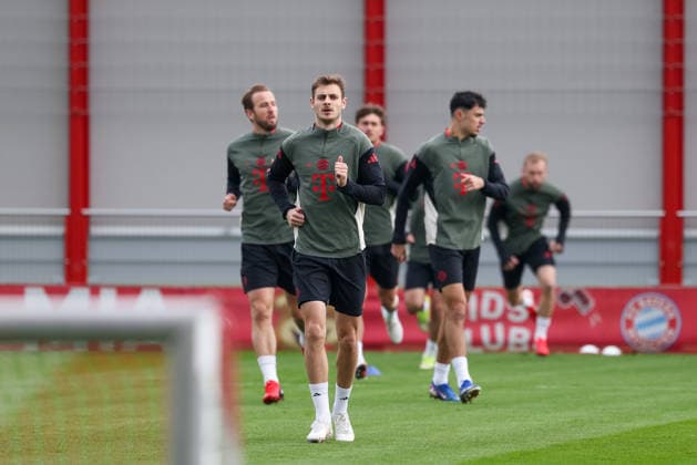 Josip Stanisic FC Bayern Muenchen, 44 , GER, Final training, FC Bayern Muenchen, Football, UEFA Champions League, Round of 16, First leg, 2025 2026 season, 09 03 2026, GER, Final training, FC Bayern Muenchen, Football, UEFA Champions League, Round of 16, First leg, 2025 2026 season, 09 03 2026 Muenchen Copyright: xEibner-Pressefoto JennixMaulx EP_JML