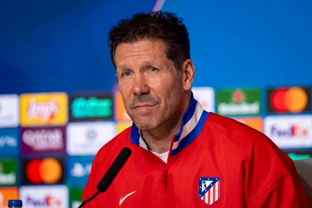 Atletico de Madrid Training Session And press conference, PK, Pressekonferenz - UEFA Champions League 2025 26 Round of 16 First Leg Diego Pablo Simeone, Head Coach of Atletico de Madrid, speaks during the Press Conference ahead of the UEFA Champions League 2025 26 Round of 16 First Leg match against Tottenham Hotspur FC at Estadio Riyadh Air Metropolitano on March 9, 2026 in Madrid, Spain. Madrid Estadio Riyadh Air Metropolitano Madrid Spain Copyright: xAlbertoxGardinx AGardin_20260309_Foot_Champ_Atl_Mad_Press_0186