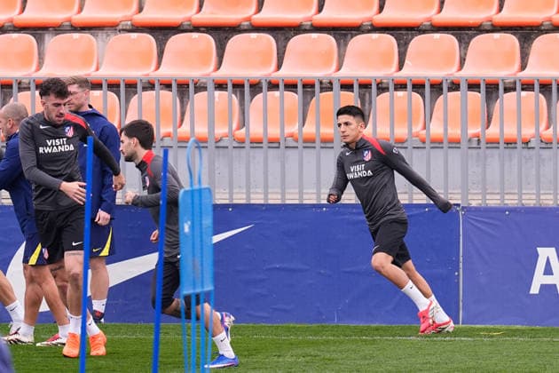 March 9, 2026, Majadahonda, Madrid, Spain: Thiago Almada during the training day of Atletico de Madrid ahead the UEFA Champions League 2025 26 match against Tottenham Hotspur at Ciudad Deportiva Wanda Atletico de Madrid on March 09, 2026, in Majadahonda, Madrid, Spain. Majadahonda Spain - ZUMAa181 20260309_zaa_a181_049 Copyright: xDennisxAgyemanx
