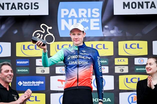 Paris Nice 2026 Stage 2 MONTARGIS, FRANCE - MARCH 09 : Hoole Daan (NED) of Decathlon CMA CGM Team on the podium most combative rider of the day during stage 2 of the 84th edition of Paris - Nice an UCI World Tour 2.UWT cycling road race stage for Men Elite of 187 km with start in Epone and finish in Montargis on March 9, 2026 in Montargis, France, 09 03 2026 ( Motordriver Guy De Vuyst - Montargis France  Copyright: xNicoxVereeckenx
