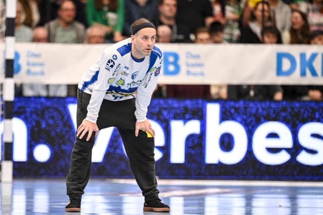 Goeppingen, Germany, 09 03 26 Goalkeeper Silvio Heinevetter ThSV Eisenach Looks on during the Daikin Handball Bundesliga match between FRISCH AUF Goeppingen vs ThSV Eisenach at EWS Arena on March 09, 2026 in Goeppingen, Germany Photo by Harry Langer DeFodi Images Goeppingen, Germany, 09 03 26 Goalkeeper Silvio Heinevetter ThSV Eisenach Looks on during the Daikin Handball Bundesliga match between FRISCH AUF Goeppingen vs ThSV Eisenach at EWS Arena on March 9, 2026 in Goeppingen, Germany Photo by Harry Langer DeFodi Images Photo by Harry Langer DeFodi Images