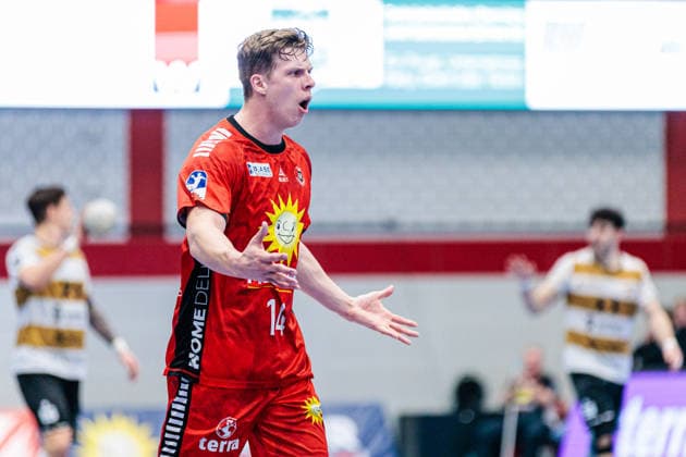 Alexander Schulze TuS N Luebbecke, 14 cheers GER, TuS N Luebbecke vs HC Elbflorenz 2006, Handball, 2 Bundesliga, Matchday 23, Season 2025 2026, 09 03 2026 GER, TuS N Luebbecke vs HC Elbflorenz 2006, Handball, 2 Bundesliga, Matchday 23, Season 2025 2026, 09 03 2026 Luebbecke Copyright: xEibner-Pressefoto JanxRollingerx EP_JSK