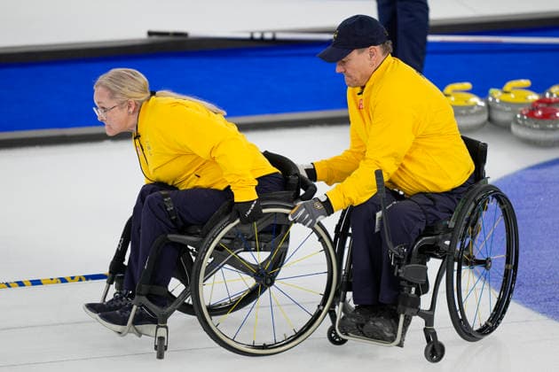 CORTINA, ITALY 20260309 Sweden s Ronny Persson, Sabina Johansson and Kristina Ulander during Monday s mixed curling match between Great Britain and Sweden in the Paralympics at Cortina Curling Olympic Stadium. *** The image is included in the SPORTS PACKAGE. For others PAYMENT IMAGE *** CORTINA ITALY x9200x *** CORTINA, ITALY 20260309 Sweden s Ronny Persson, Sabina Johansson and Kristina Ulander during Monday s mixed curling match between Great Britain and Sweden in the Paralympics at Cortina Curling Olympic Stadium The image is included in the SPORTS PACKAGE For others PAYMENT IMAGE CORTINA ITALY x9200x  Copyright: xBjörnxLarssonxRosvall TTx PARALYMPICS 2026 CURLING