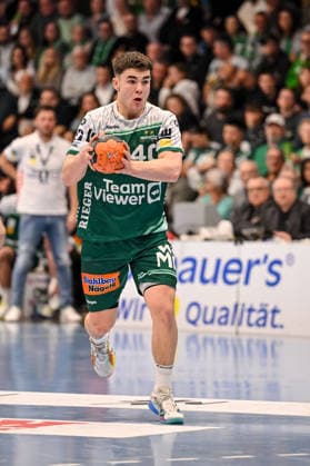 Goeppingen, Germany, 09 03 26 Elias Newel FRISCH AUF Goeppingen in action, on the ball, single action during the Daikin Handball Bundesliga match between FRISCH AUF Goeppingen vs ThSV Eisenach at EWS Arena on March 09, 2026 in Goeppingen, Germany Photo by Harry Langer DeFodi Images Goeppingen, Germany, 09 03 26 Elias Newel FRISCH AUF Goeppingen controls the ball during the Daikin Handball Bundesliga match between FRISCH AUF Goeppingen vs ThSV Eisenach at EWS Arena on March 9, 2026 in Goeppingen, Germany Photo by Harry Langer DeFodi Images Photo by Harry Langer DeFodi Images