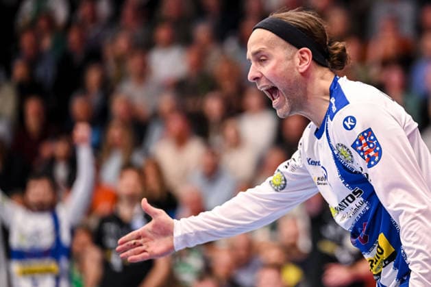 Goeppingen, Germany, 09 03 26 Goalkeeper Silvio Heinevetter ThSV Eisenach gestures during the Daikin Handball Bundesliga match between FRISCH AUF Goeppingen vs ThSV Eisenach at EWS Arena on 09 March 2026 in Goeppingen, Germany Photo by Harry Langer DeFodi Images Goeppingen, Germany, 09 03 26 Goalkeeper Silvio Heinevetter ThSV Eisenach gestures during the Daikin Handball Bundesliga match between FRISCH AUF Goeppingen vs ThSV Eisenach at EWS Arena on March 9, 2026 in Goeppingen, Germany Photo by Harry Langer DeFodi Images Photo by Harry Langer DeFodi Images