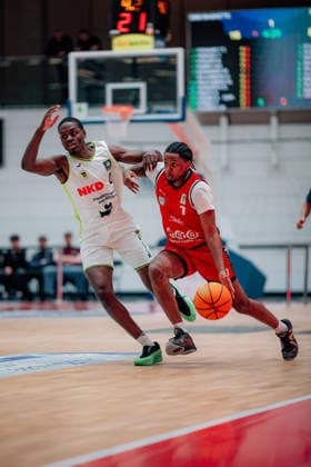 BB 2BL SBB Baskets BBC Bayreuth Daivien Latrell Williamson SBB Baskets , Tehree Johnathan Horn BBC Bayreuth during the 2025 2026 season in the 2 Barmer Basketball Bundesliga Pro A on matchday 26 between SBB Baskets and BBC Bayreuth at Wolfgang Lakenmacher Halle on March 9, 2026 in Magdeburg, Sachsen Anhalt, Germany