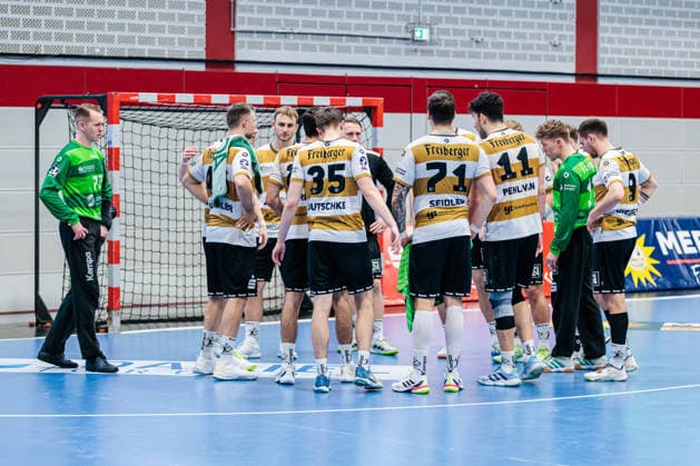 The team of HC Elbflorenz 2006 is disappointed sad after 34 31 defeat GER, TuS N Luebbecke vs HC Elbflorenz 2006, Handball, 2 Bundesliga, Matchday 23, Season 2025 2026, 09 03 2026 GER, TuS N Luebbecke vs HC Elbflorenz 2006, Handball, 2 Bundesliga, Matchday 23, Season 2025 2026, 09 03 2026 Luebbecke Copyright: xEibner-Pressefoto JanxRollingerx EP_JSK