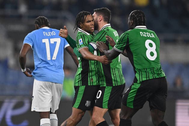 CALCIO - Serie A - SS Lazio vs US Sassuolo Armand Lauriente of U.S. Sassuolo celebrates after scoring the goal of 1-1 during the 28th matchday of the Serie A championship between S.S. Lazio and U.S. Sassuolo at the Olympic Stadium on March 9, 2026 in Rome, Italy. Rome Italy  Copyright: xIPAxSport ABACAx