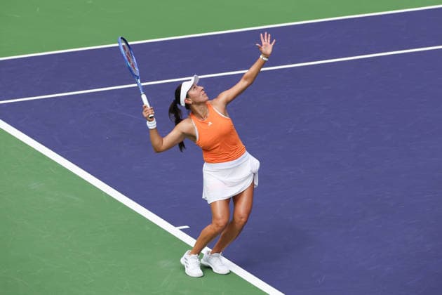 INDIAN WELLS, CA - MARCH 09: Jessica Pegula (USA) serves during the BNP Paribas Open on March 9, 2026 at Indian Wells Tennis Garden in Indian Wells, CA. (Photo by George Walker Icon Sportswire) TENNIS: MAR 09 BNP Paribas Open EDITORIAL USE ONLY Icon260309036