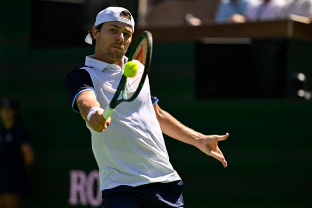 Tennis 2026: BNP Paribas Open MAR 09 March 09, 2026 Aleksandar Kovacevic returns a shot against Novak Djokovic (SRB) during their second round match at the BNP Paribas Open held at the Indian Wells Tennis Garden in Indian Wells, California. California. Mandatory Photo Credit : Charles Baus CSM (Credit Image: Â Charles Baus Cal Media) Indian Wells Ca United States of America EDITORIAL USE ONLY Copyright: xx ZUMA-20260309_zma_c04_138.jpg CharlesxBausx csmphotothree478915