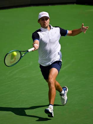 March 09, 2026 Aleksandar Kovacevic returns a shot against Novak Djokovic (SRB) during their second round match at the BNP Paribas Open held at the Indian Wells Tennis Garden in Indian Wells, California. California. Mandatory Photo Credit : CSM Tennis 2026: BNP Paribas Open MAR 09  - ZUMAc04_ 20260309_zma_c04_155 Copyright: xCharlesxBausx