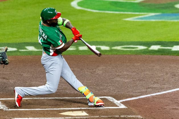 Randy Arozarena of Mexico bats in a World Baseball Classic game between the United States and Mexico at Daikin Park in Houston, United States, 09 March 2026. World Baseball Classic: United States vs Mexico !ACHTUNG: NUR REDAKTIONELLE NUTZUNG!  Copyright: xCarlosxRamírezx AME2477 20260310-55019646369_1