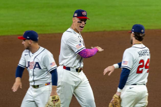 US players celebrate after winning a World Baseball Classic game against Mexico at Daikin Park in Houston, United States, 09 March 2026. World Baseball Classic: United States vs Mexico !ACHTUNG: NUR REDAKTIONELLE NUTZUNG!  Copyright: xCarlosxRamírezx AME2522 20260310-55019646531_1