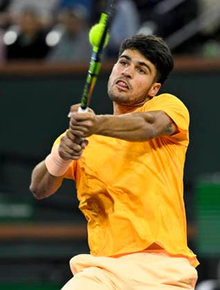 March 09, 2026 Carlos Alcaraz (ESP) returns a shot against Arthur Rinderknech (FRA) during their third round match at the BNP Paribas Open held at the Indian Wells Tennis Garden in Indian Wells, California. California. Mandatory Photo Credit : CSM Tennis 2026: BNP Paribas Open MAR 09  - ZUMAc04_ 20260309_zma_c04_270 Copyright: xCharlesxBausx