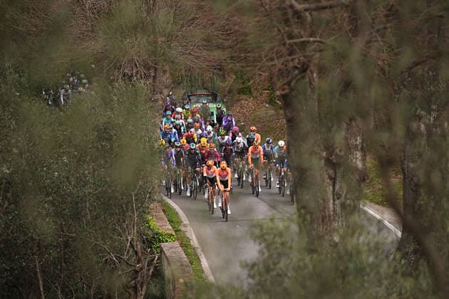 The pack rides during the 206-kilometer Stage 2 of the Tirreno-Adriatico cycling race from Camaiore to San Gimignano - Italy - Tuesday, March 10, 2026. - cycling .  Copyright: xMarcoxAlpozzix