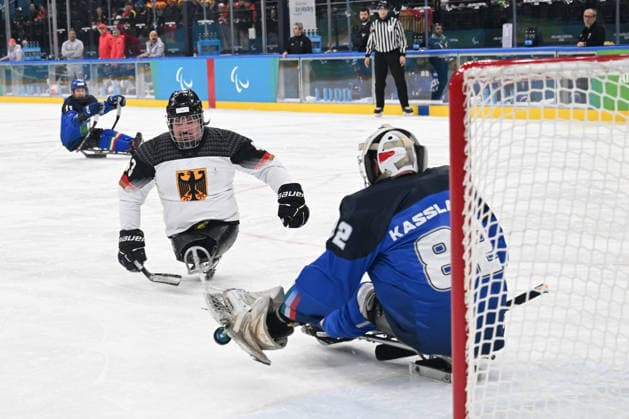Para Ice hockey, Eishockey - Millano Cortina 2026 Winter Paralympics: Day 4 Para Ice Hockey - Milano Cortina 2026 Winter Paralympics: Day 4 MILANO SANTAGIULIA ICE HOCKEY ARENA MILANO, ITALY - MARCH 10: Preliminary Round - Group A Italy - Germany HERING Bernhard (No. 43, Athlet, Forward, 20.02.1992, Club Dresdner Eisloewen) Impressions of Team Para Ice Hockey Germany playing Team ITA at March 10 at the Milano Cortina 2026 Winter Paralympics Para Ice Hockey Tournament in the Milano Santagiulia Ice Hockey Arena at day 4. (Photo by RALF KUCKUCK) Copyright 2026 Ralf Kuckuck Milano Milano Santagiulia Ice Hockey Arena Italy