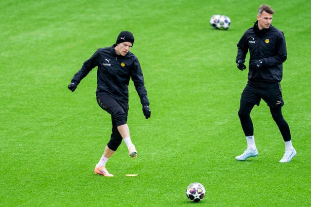 Football, training with Bodo Glimt Bodo, Norway 20260310 Bodo Glimts Jens Petter Hauge and Odin Bjortuft during a training session with Bodo Glimt at Aspmyra stadium before the Champions League football match against Sporting Photo Fredrik Varfjell NTB Bodo Norway EDITORIAL USE ONLY RESTRICTED USE FOR BETTING COMPANIES  Copyright: xFredrikxVarfjellx xNTBx