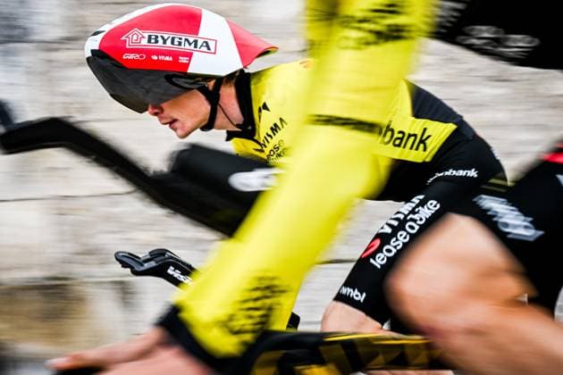 Danish Jonas Vingegaard of Team Visma-Lease a Bike pictured in action during the warming-up for the third stage of 84th edition of the Paris-Nice cycling race, a team time trial from Cosne-Cours-sur-Loire to Pouilly-sur-Loire (23,5 km), on Tuesday 10 March 2026. DAVIDxPINTENS  x167042089x