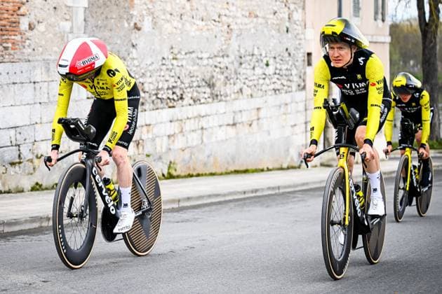 Danish Jonas Vingegaard of Team Visma-Lease a Bike pictured in action during the warming-up for the third stage of 84th edition of the Paris-Nice cycling race, a team time trial from Cosne-Cours-sur-Loire to Pouilly-sur-Loire (23,5 km), on Tuesday 10 March 2026. DAVIDxPINTENS  x167042296x
