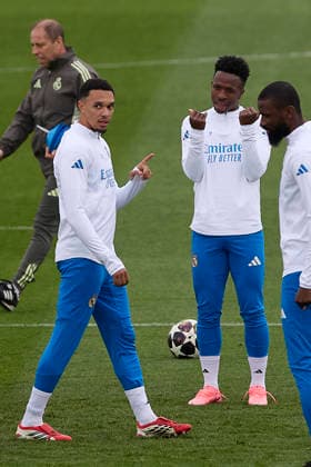 March 10, 2026, Madrid, Spain: Trent Alexander-Arnold (L) of Real Madrid CF and Vinicius Junior (R) of Real Madrid CF seen in action during the training session at Ciudad Real Madrid, on the eve of the UEFA Champions League 2025 2026 Round of 16 first leg football match between Real Madrid CF and Manchester City. Real Madrid CF Training Session And press conference, PK, Pressekonferenz In Spain - 10 Mar 2026  - ZUMAs197 20260310_aaa_s197_036 Copyright: xFedericoxTitonex