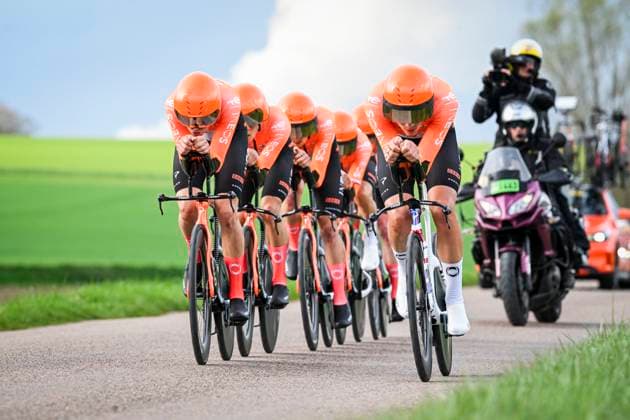 Paris Nice 2026 Stage 3 POUILLY-SUR-LOIRE, FRANCE - MARCH 10 : Team INEOS Grenadiers in action during stage 3 of the 84th edition of Paris - Nice an UCI World Tour 2.UWT Team Time Trial stage for Men Elite of 23.5 km with start in Cosne-Cours-sur-Loire and finish in Pouilly-sur-Loire on March 10, 2026 in Pouilly-sur-Loire, France, 10 03 2026 ( Motordriver Guy De Vuyst - Pouilly-sur-Loire France  Copyright: xNicoxVereeckenx