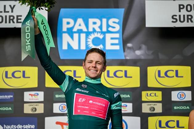 Paris Nice 2026 Stage 3 POUILLY-SUR-LOIRE, FRANCE - MARCH 10 : Lamperti Luke (USA) of EF Education EasyPost with the green jersey on the podium during stage 3 of the 84th edition of Paris - Nice an UCI World Tour 2.UWT Team Time Trial stage for Men Elite of 23.5 km with start in Cosne-Cours-sur-Loire and finish in Pouilly-sur-Loire on March 10, 2026 in Pouilly-sur-Loire, France, 10 03 2026 ( Motordriver Guy De Vuyst - Pouilly-sur-Loire France  Copyright: xNicoxVereeckenx