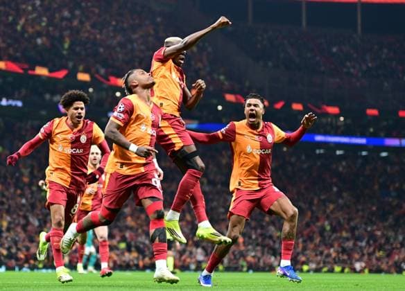 Galatasaray v Liverpool - UEFA Champions League ISTANBUL, TURKIYE - MARCH 10: Galatasaray’s Mario Lemina (99) celebrates with teammates after scoring during the UEFA Champions League round of 16 play-off first leg match between Galatasaray and Liverpool at RAMS Park in Istanbul, Turkiye, on March 10, 2026. Abdulhamid Hosbas Anadolu Istanbul Turkey. Editorial use only. Please get in touch for any other usage.  Copyright: x2026xAnadoluxAbdulhamidxHosbasx