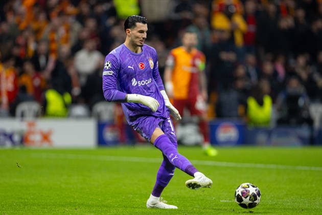 Football - UEFA Champions League - Round of 16 - 1st Leg - Galatasaray SK v Liverpool FC ISTANBUL, TURKEY - Tuesday, March 10, 2026: Galatasaray s goalkeeper UÄüurcan Ã‡akÄ±r during the UEFA Champions League Round of 16 1st Leg match between Galatasaray SK and Liverpool FC at the Ali Sami Yen Stadium. (Photo by David Rawcliffe Propaganda) ISTANBUL Ali Sami Yen Stadium MARMARA TURKEY  Copyright: xDavidxRawcliffex P2026-03-10-Galatasaray_Liverpool-52