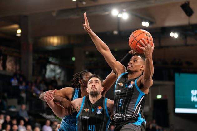 Chris Carter Science City Jena, 05 at basketball, GER, Veolia Towers Hamburg vs Science City Jena, Basketball, Bundesliga, Matchday 26, Season 2025 2026, 10 03 2026 GER, Veolia Towers Hamburg vs Science City Jena, Basketball, Bundesliga, Matchday 26, Season 2025 2026, 10 03 2026 Hamburg Copyright: xEibner-Pressefoto MaxxVincenx EP_MVN